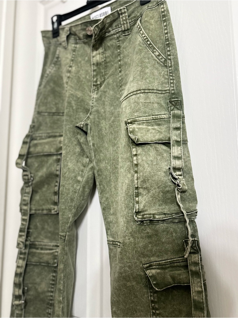 Disclosure Green mineral wash wide leg denim cargo pants EUC like new size 7/28 - Picture 5 of 13